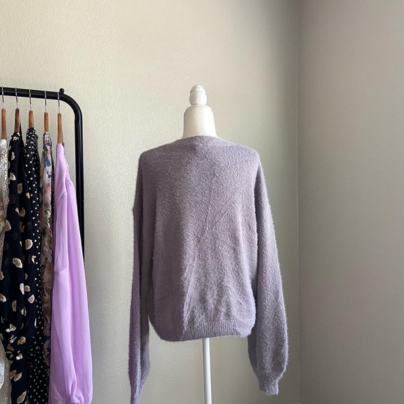 NASTY GAL Lavender Fuzzy Sweater MEDIUM - Picture 4 of 4